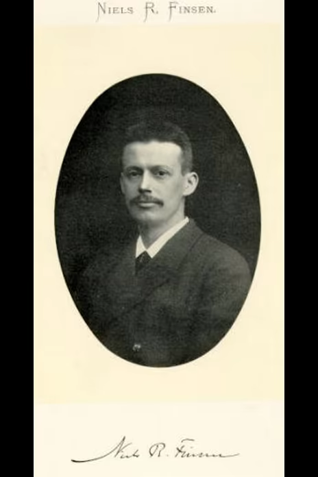 尼尔斯·吕贝里·芬森