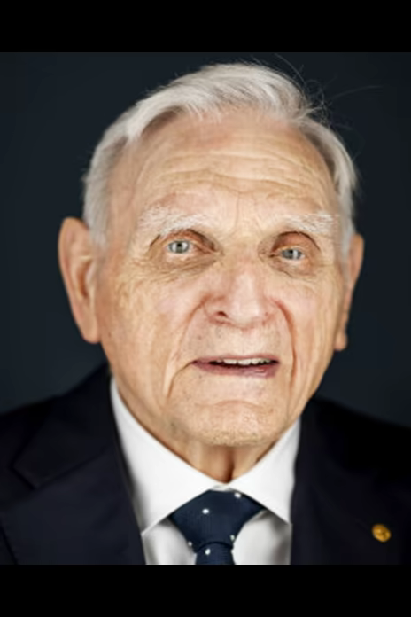 约翰·B·古迪纳夫